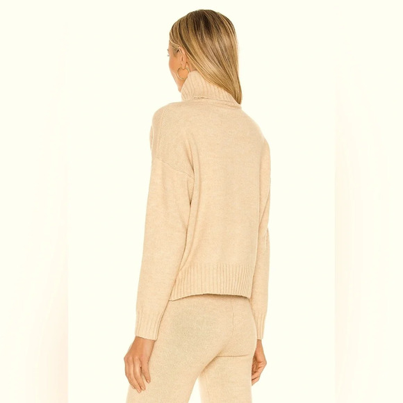 NWOT Lovers + Friends Jalisa Turtleneck Sweater Light Oatmeal Size Small - Picture 2 of 8